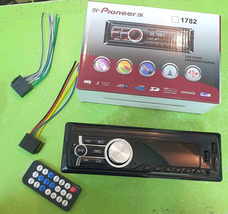 Radio auto PIONEER 1782