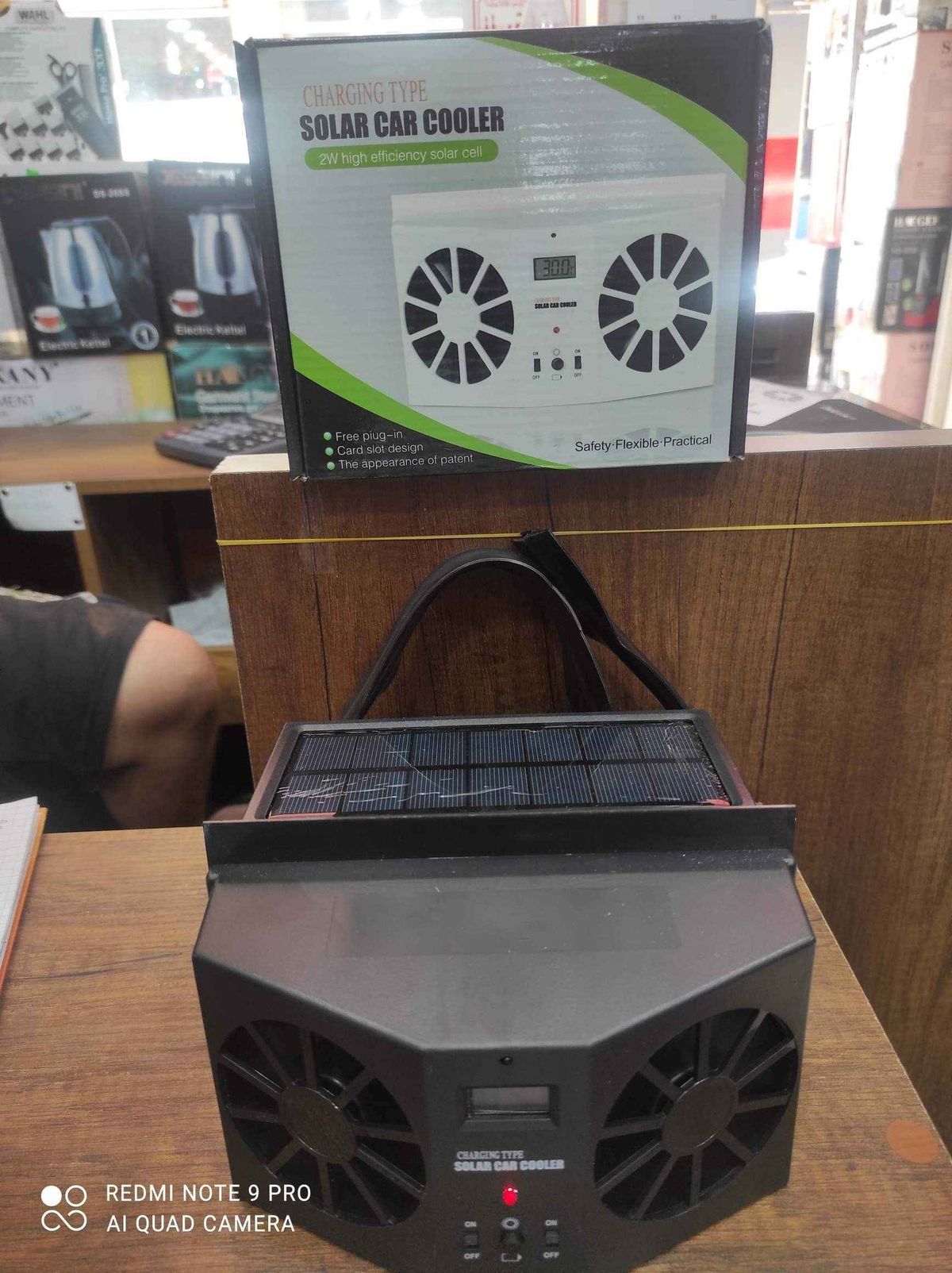 مروحة تهوية خاص بالسيارات