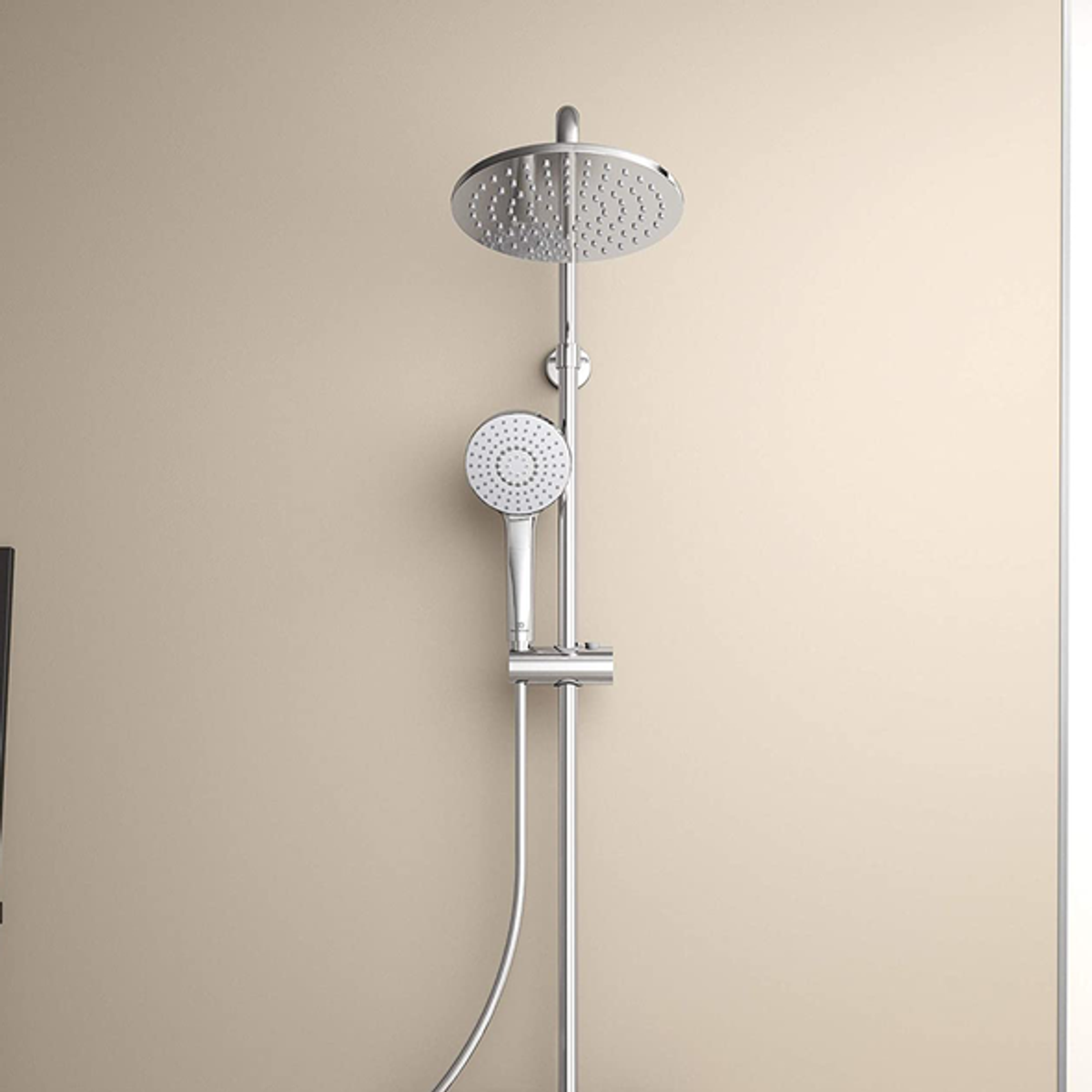 مرش حمام أنيق مع  أنبوب مرن ذو جودة عالية VALTEMO Colonne de couche luxeuse avec tuyau flexible